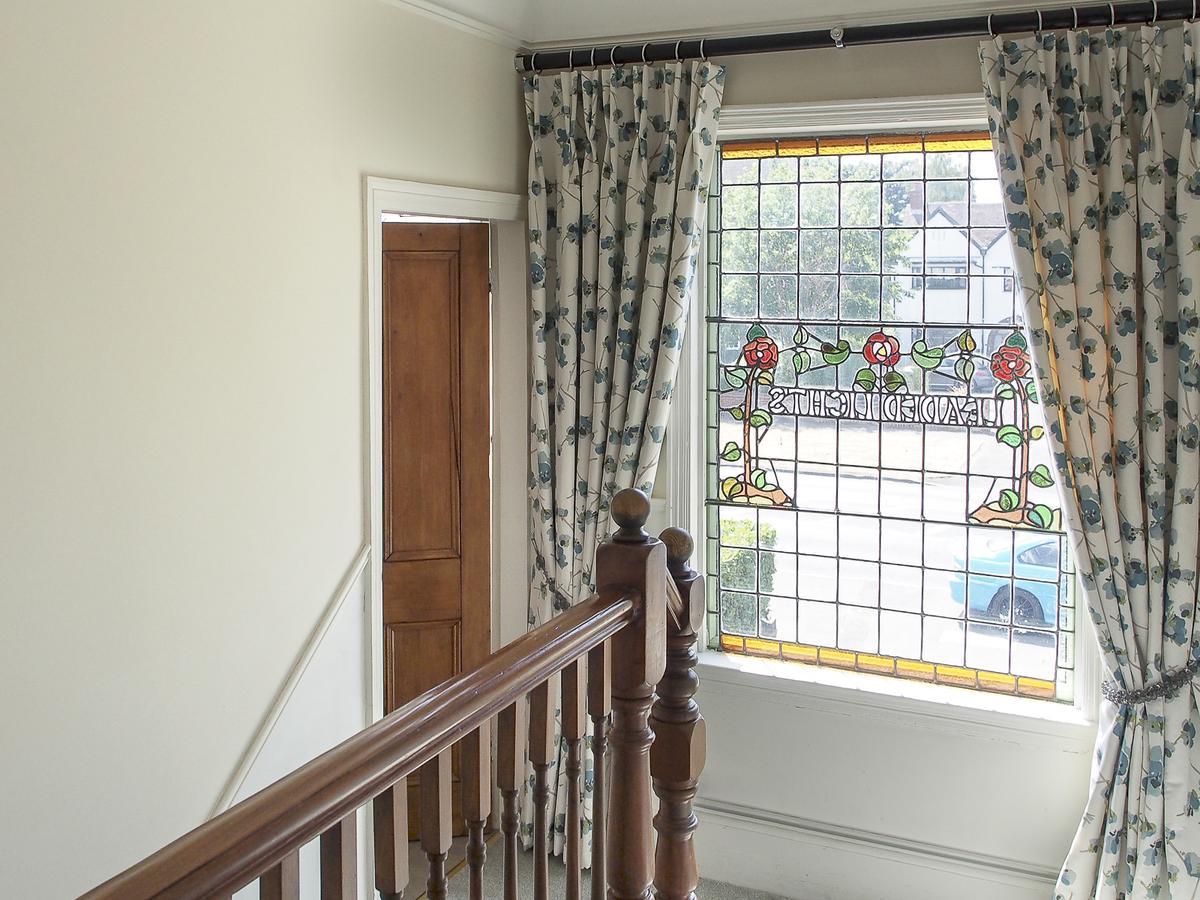 Leaded Light Guest House Solihull Exteriör bild